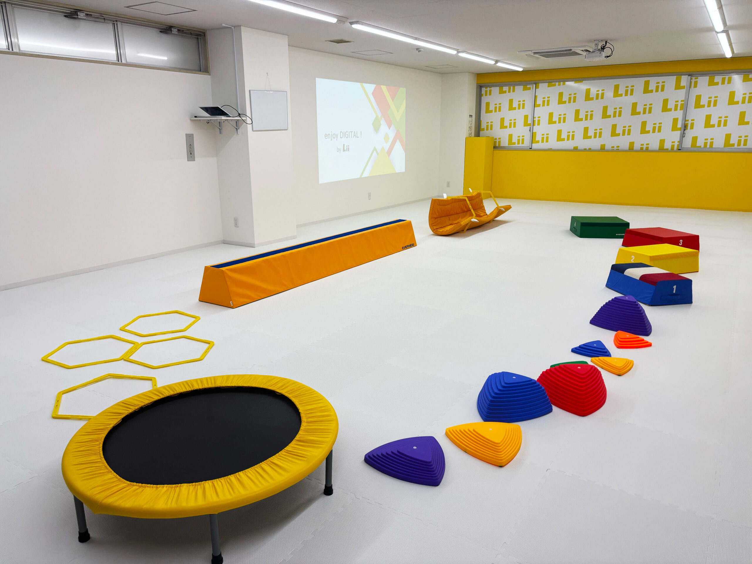 Lii sports studio 稲毛海岸